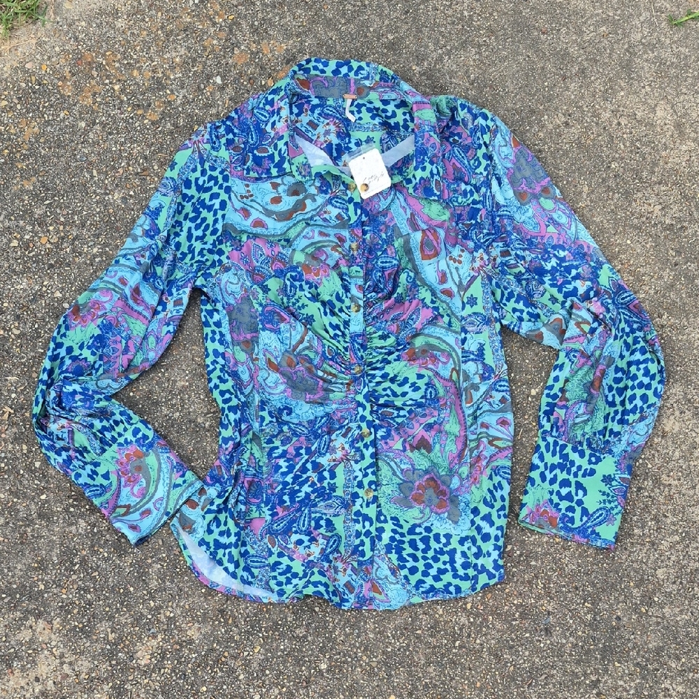 Free People Blue and Purple Patterned Button Down Shirt ***